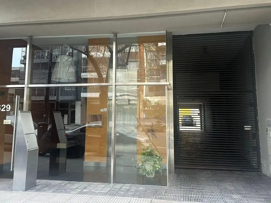 Monoambiente divisible con balcón