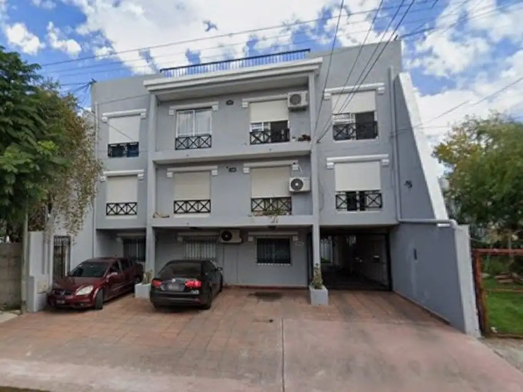 2-room apartment with balcony and shared terrace
