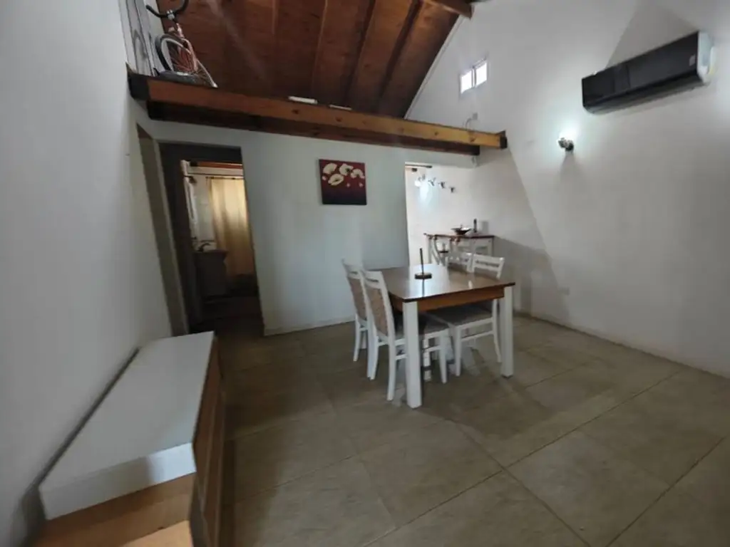 2BR house, patio and parking