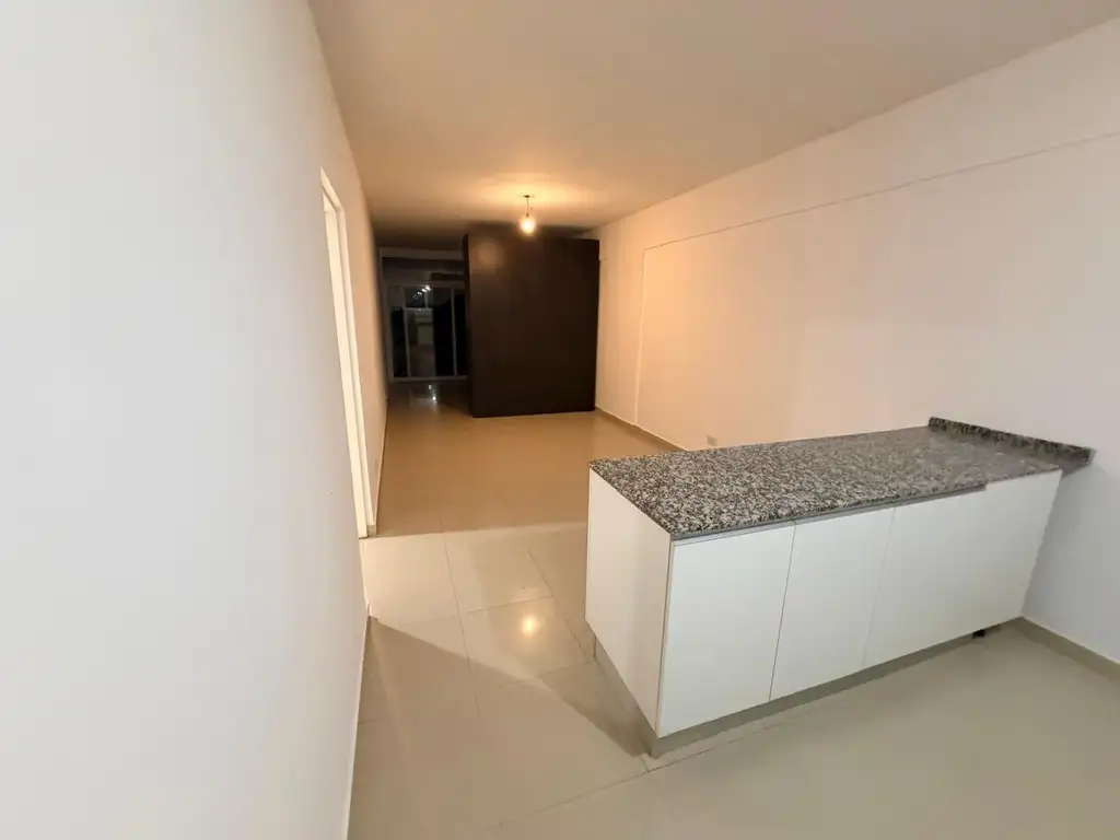 Departamento en Alquiler en Monte Castro, Capital Federal