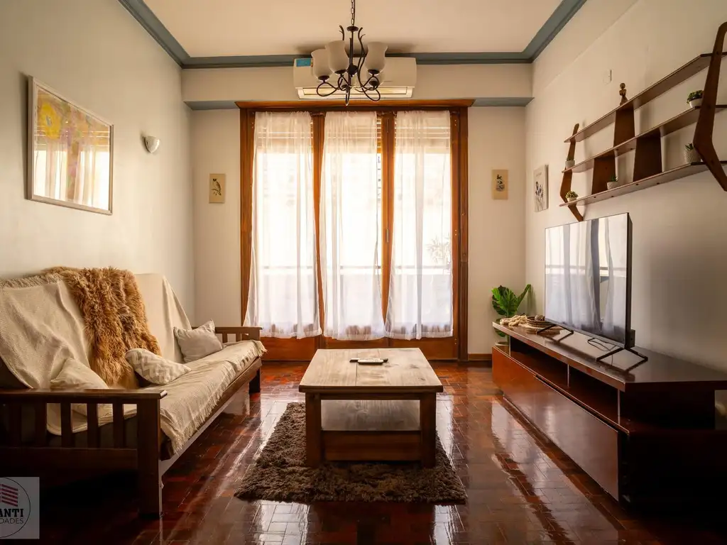 Departamento en Alquiler en Monserrat, Capital Federal