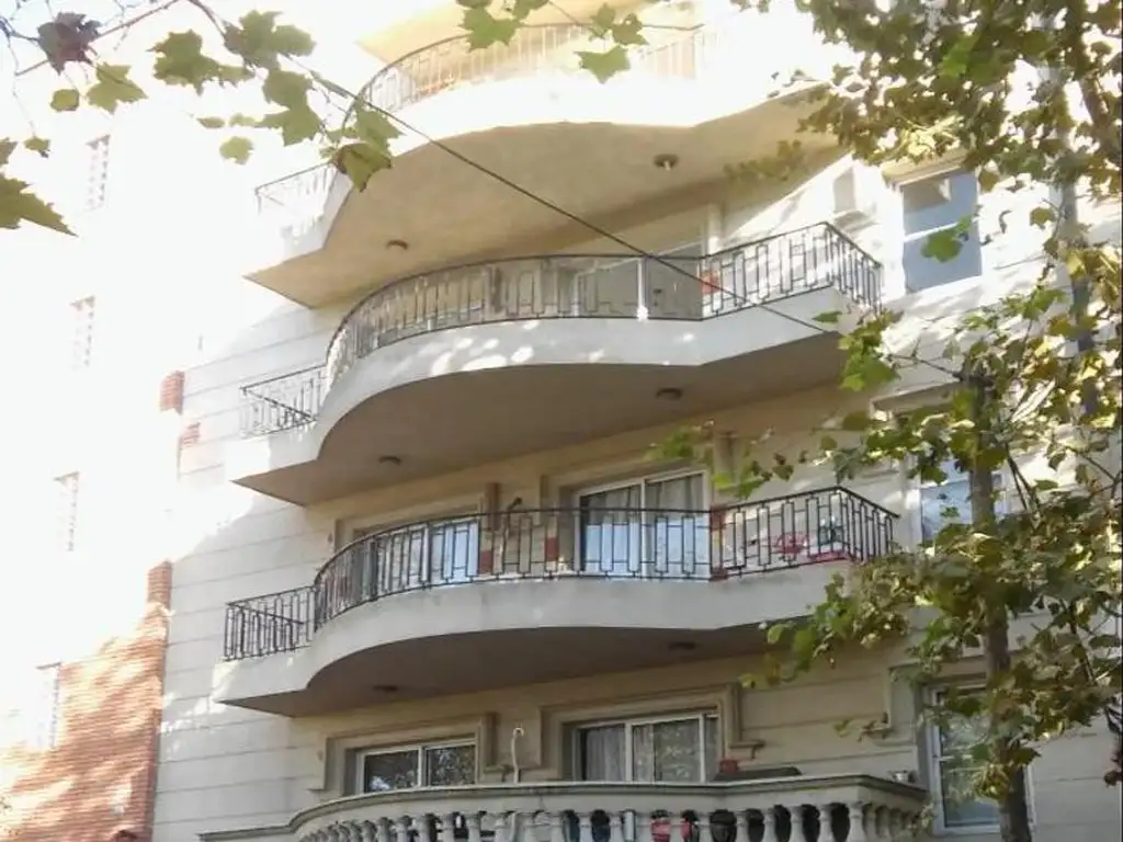 3-room apartment with two balconies