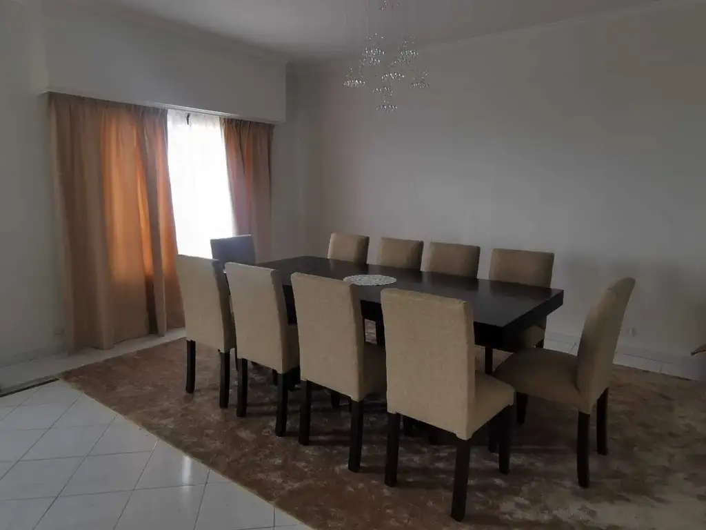Duplex 246 m² con balcón terraza