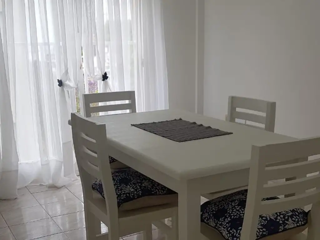 Departamento en Alquiler en Plaza Islas Malvinas, La Plata