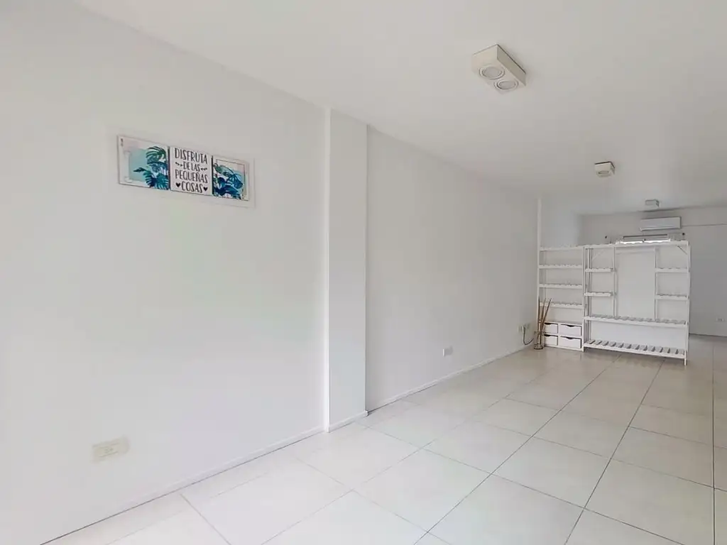 Almagro, balcón y A/C