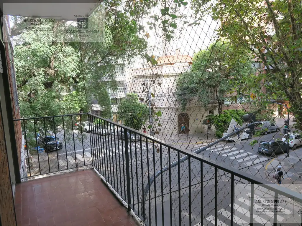 4 ambientes con balcón y cochera