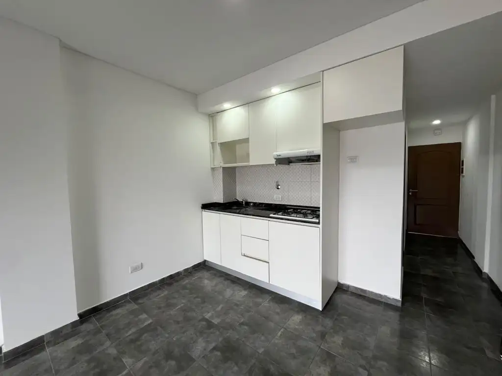 Studio 30 m² com varanda