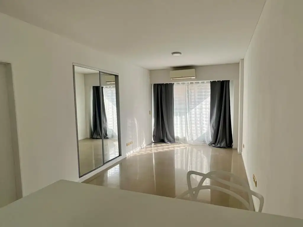 7th floor with balcony