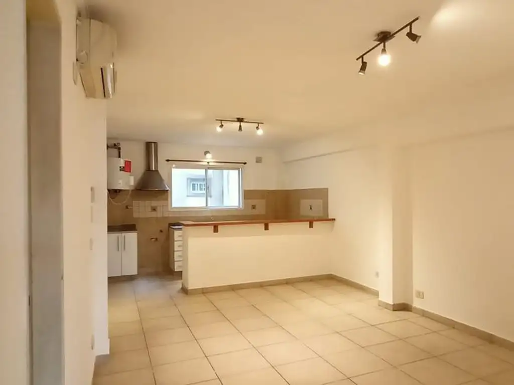 45 m² with front balcony