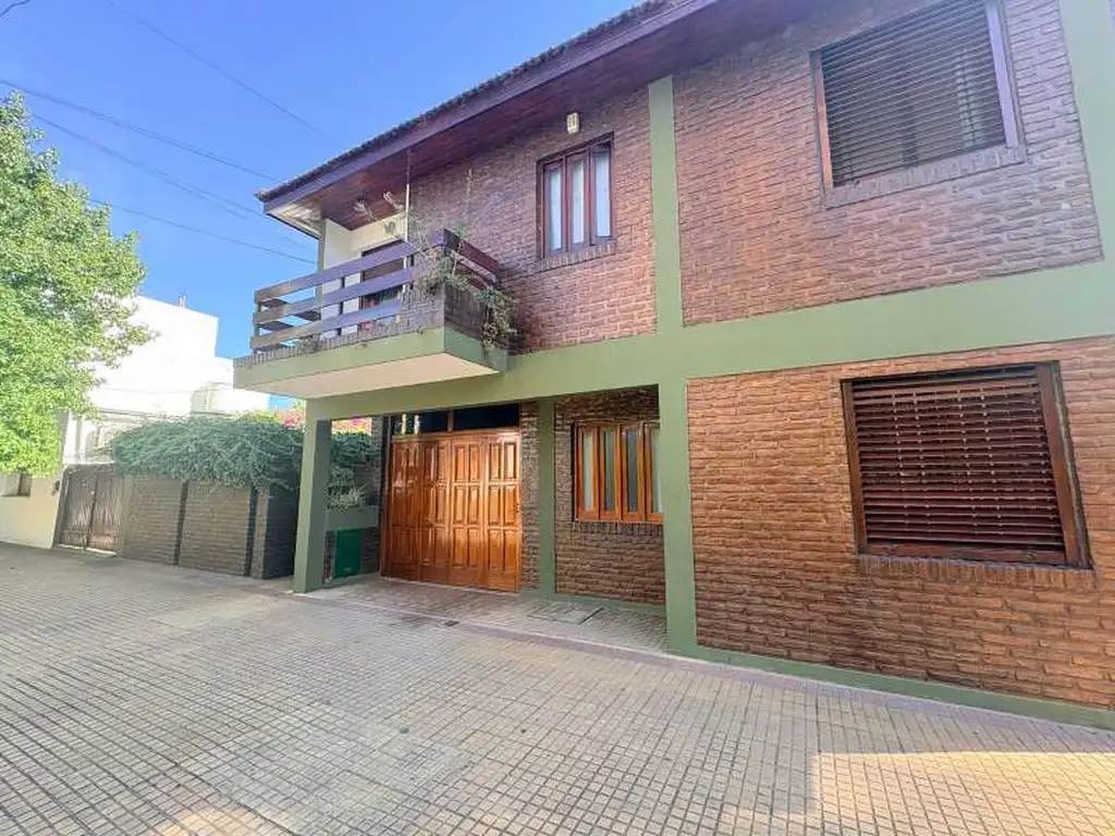 Casa en Alquiler en La Plata, Partido de La Plata