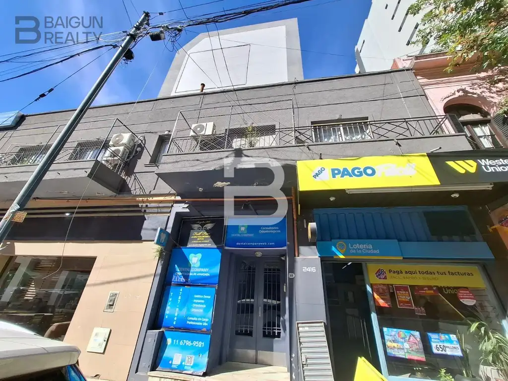 Belgrano 1st-floor balcony