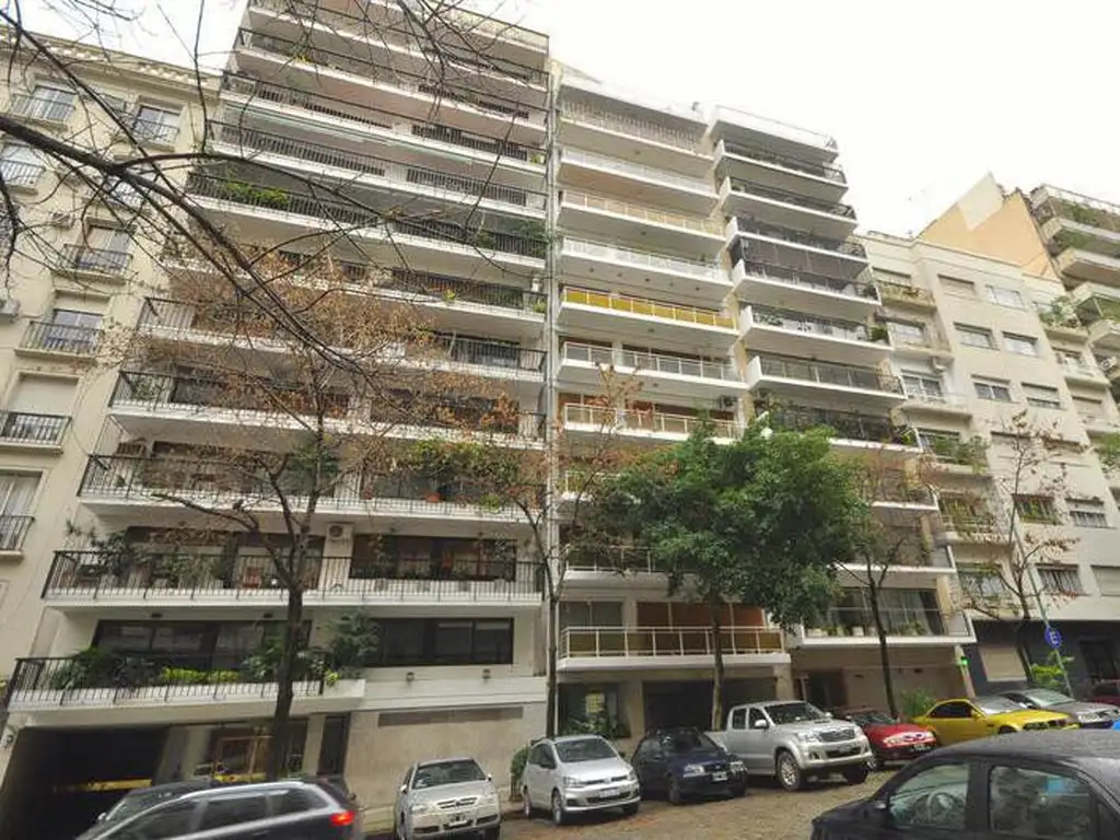 2 suites, balcón corrido, cochera