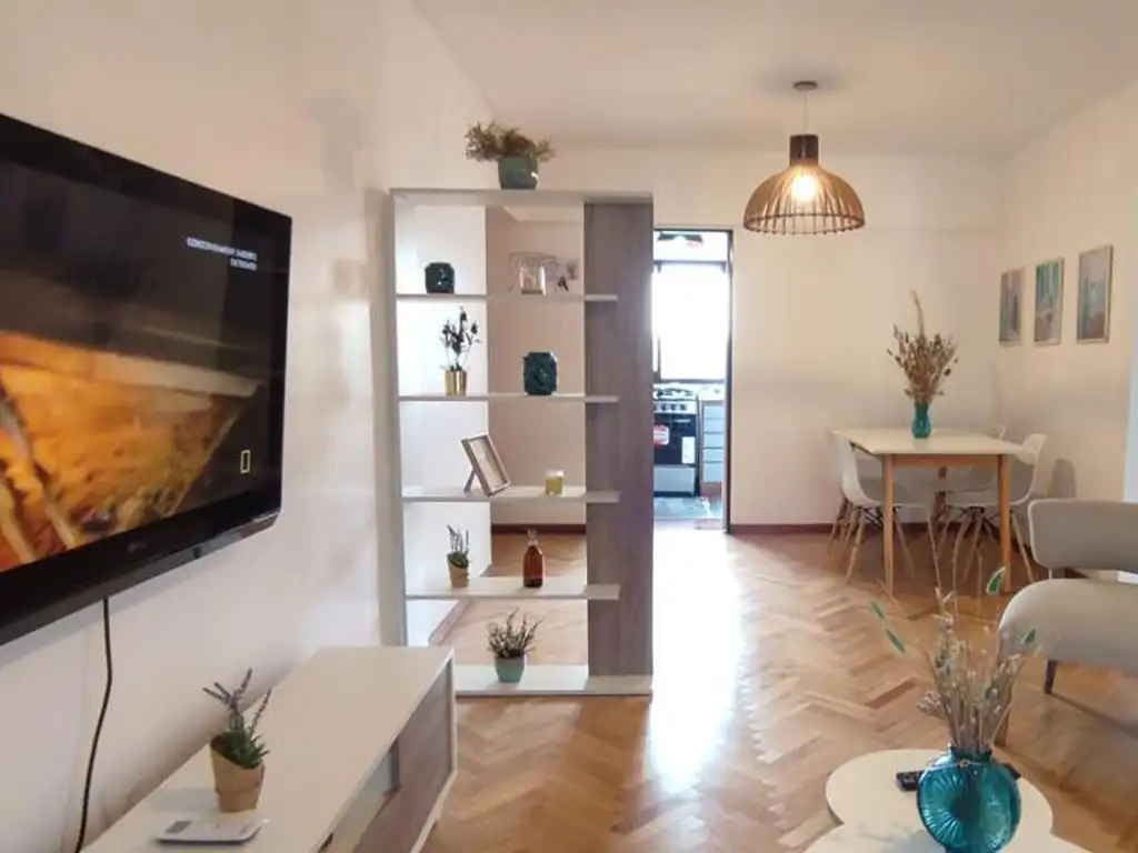 3 ambientes, 2 balcones, amoblado