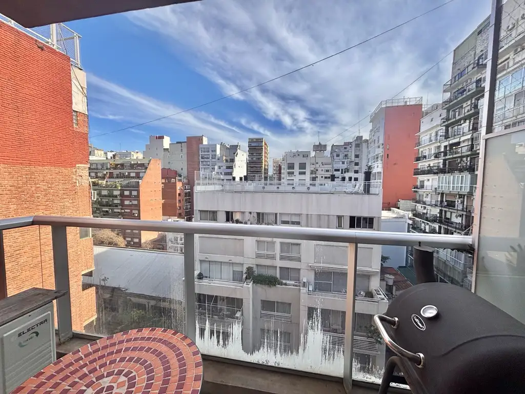 Monoambiente con balcón