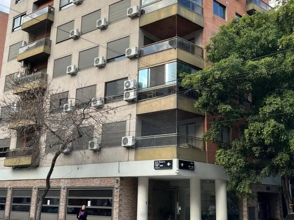 Caballito, balcón terraza y cochera