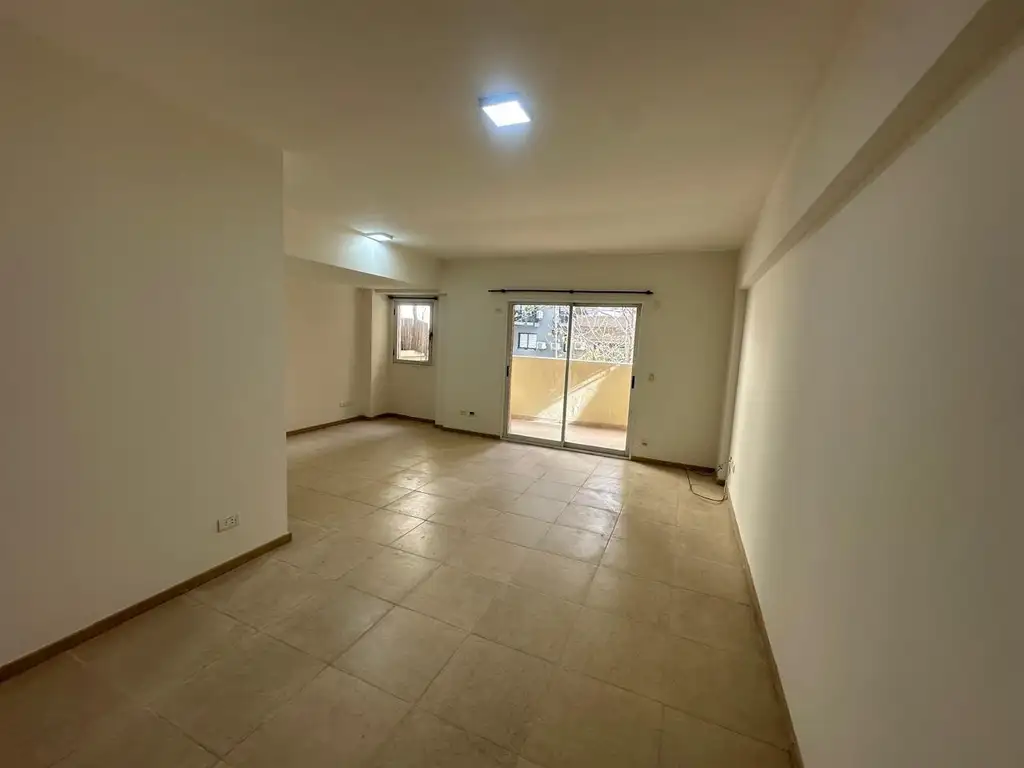 Studio en Almagro con balcón