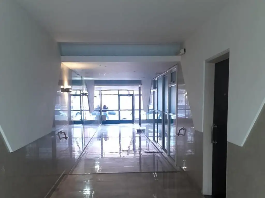 4th-floor internal studio with AC