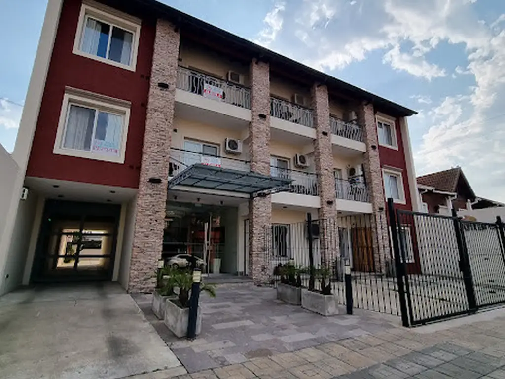 Departamento en Alquiler en Centro - Campana, Campana