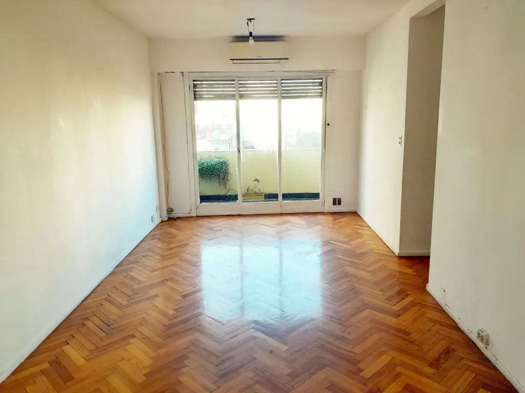 Departamento en Alquiler en Monserrat, Capital Federal