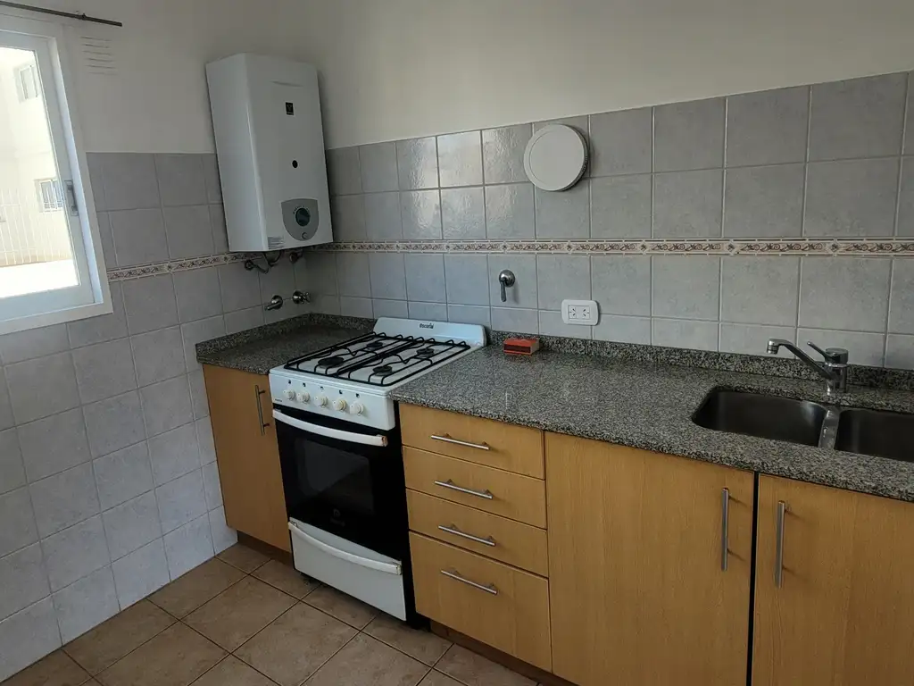 Departamento 2.5 ambientes con balcón