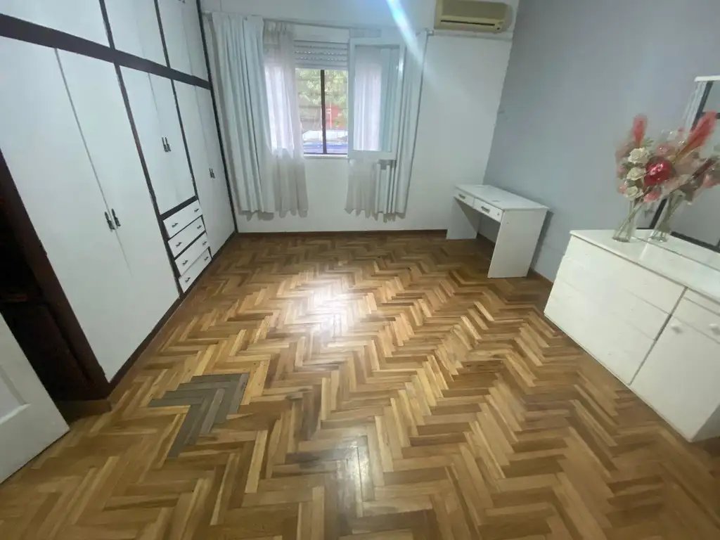 Boedo house with terrace