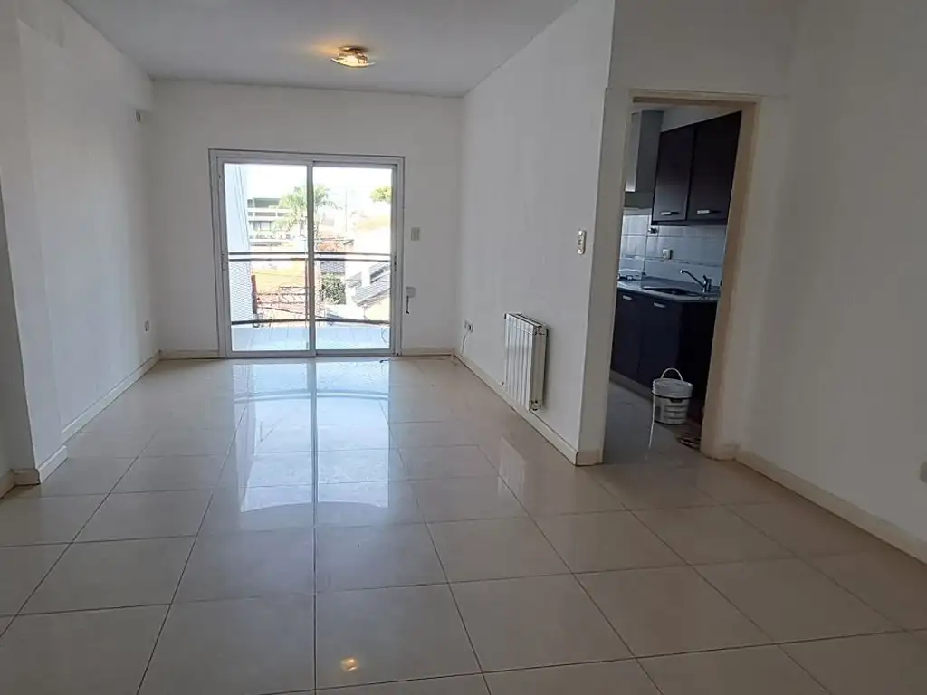 Departamento en Alquiler en Castelar Sur, Castelar