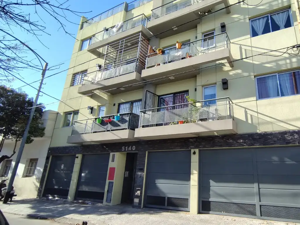 Departamento en Alquiler en Monte Castro, Capital Federal