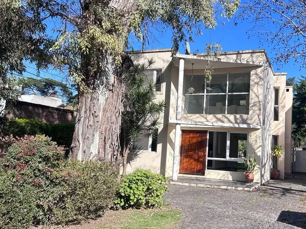 Portal del Sol house, 2 floors