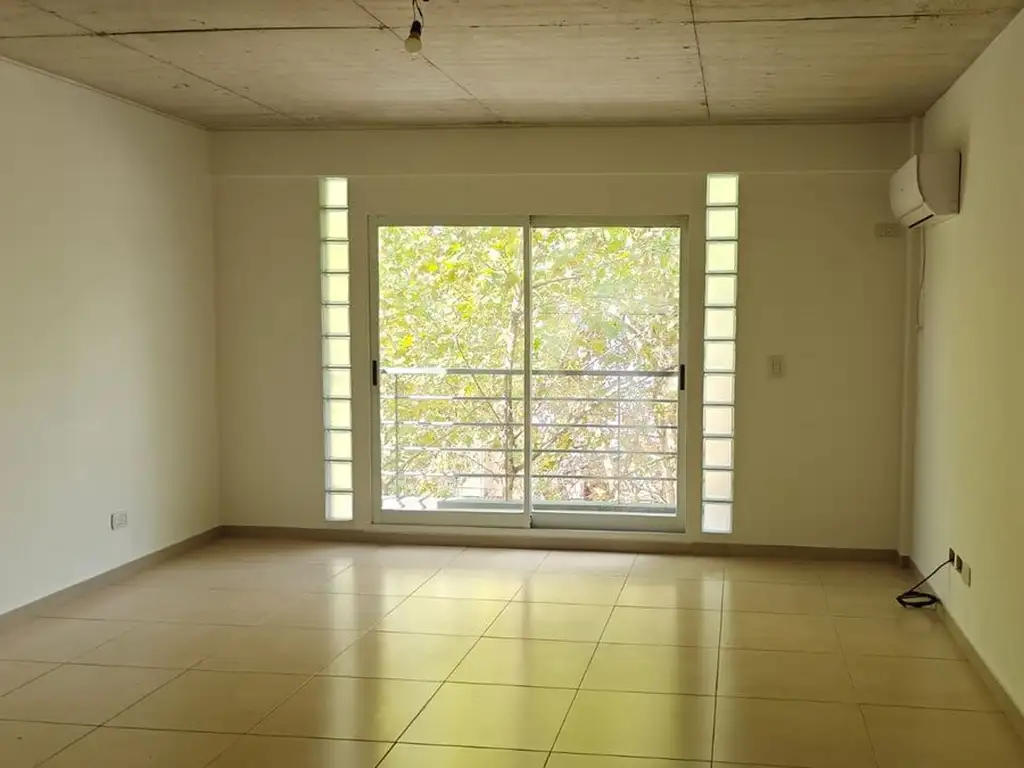 Departamento en Alquiler en Parque Chas, Capital Federal