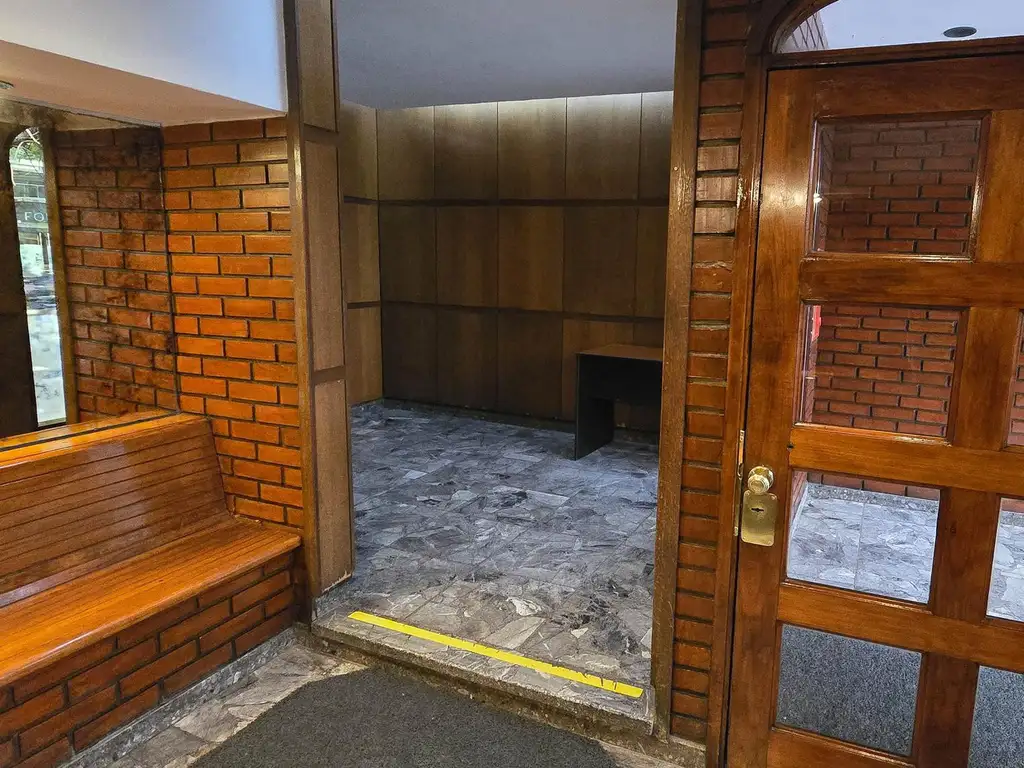 3 ambientes con doble balcón