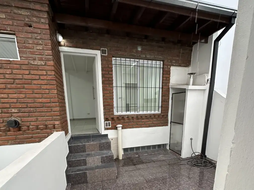 Departamento en Alquiler en Barrio Naón, Mataderos