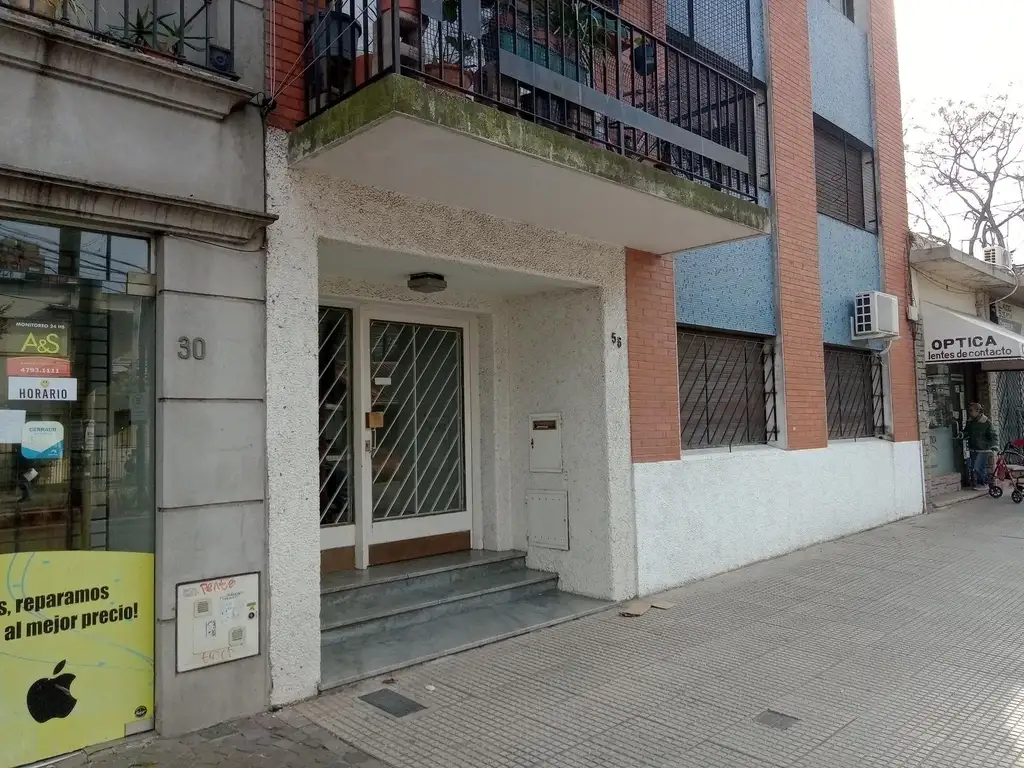 Departamento en Alquiler en Acassuso Vias / Santa Fe, Acassuso