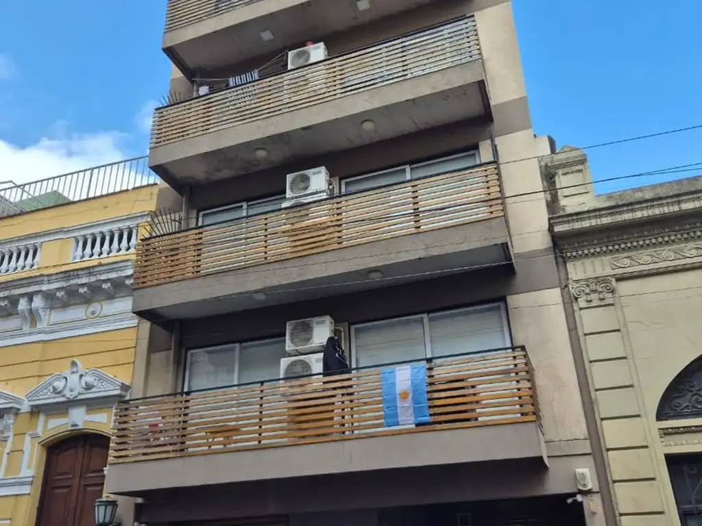 Departamento 1 ambiente con balcón