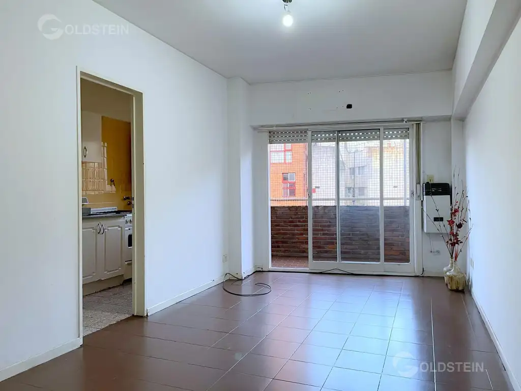 8vo piso con balcón 71 m²