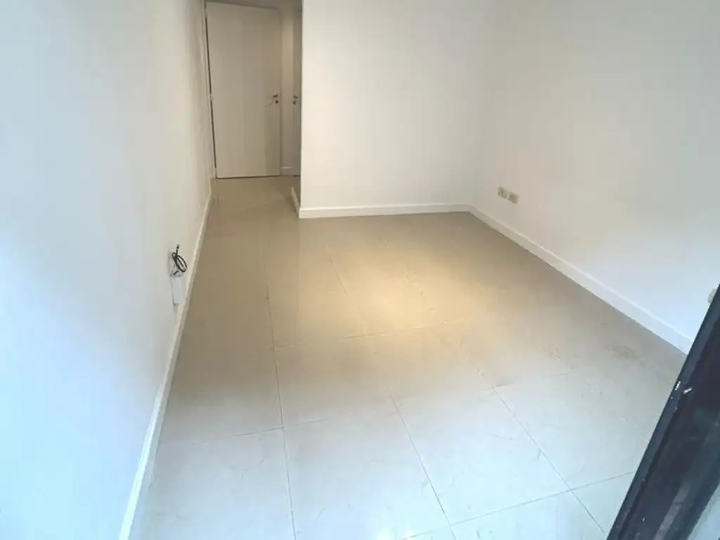 3 ambientes con patio y parrilla