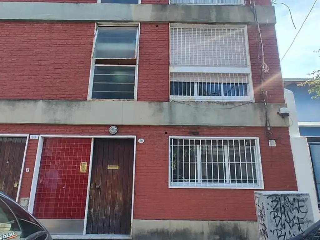 PB 2 ambientes con patio
