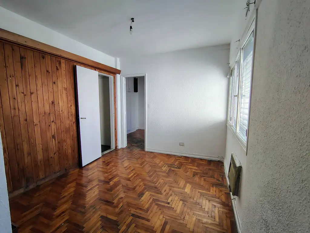 33 m² lateral 2 ambientes