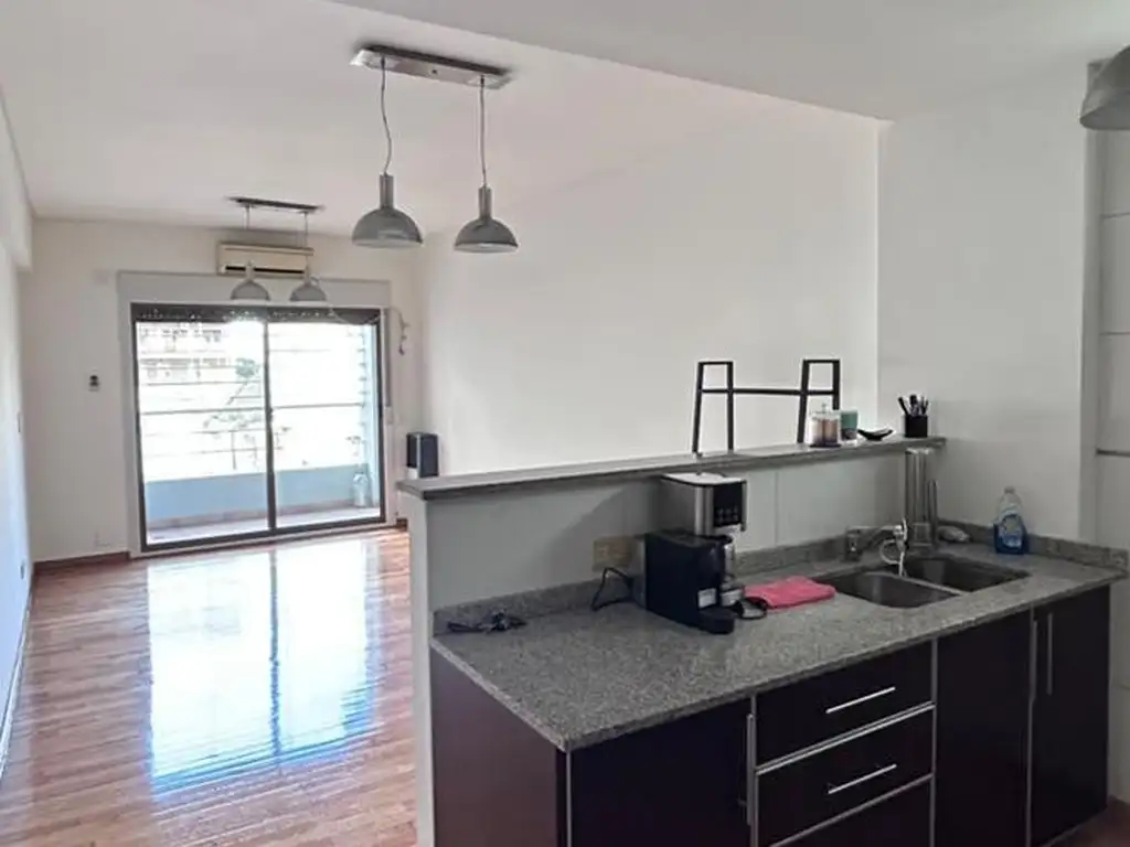 Студия 35 м² с балконом
