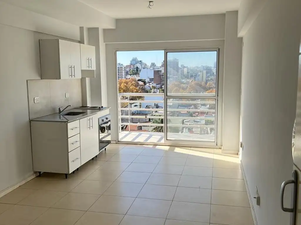 10th-floor studio, panoramic view