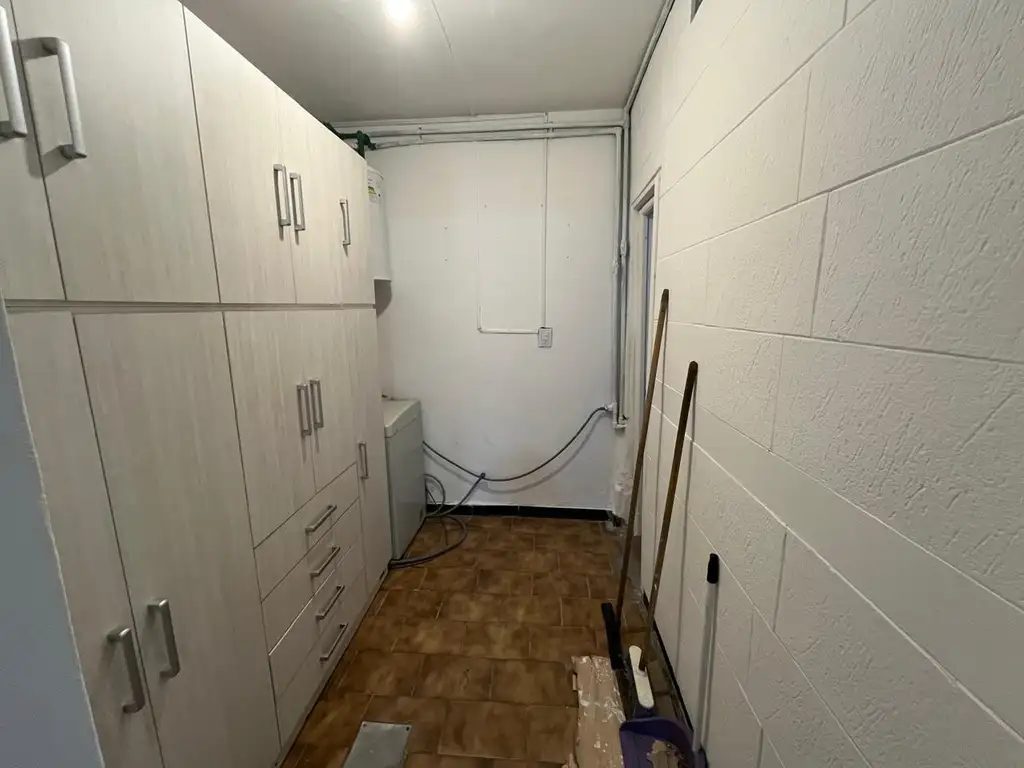 Студия на первом этаже