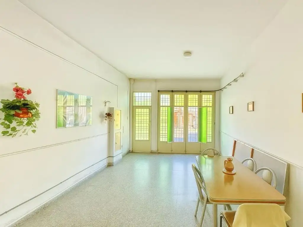 Casa em Lanús Este com terraço
