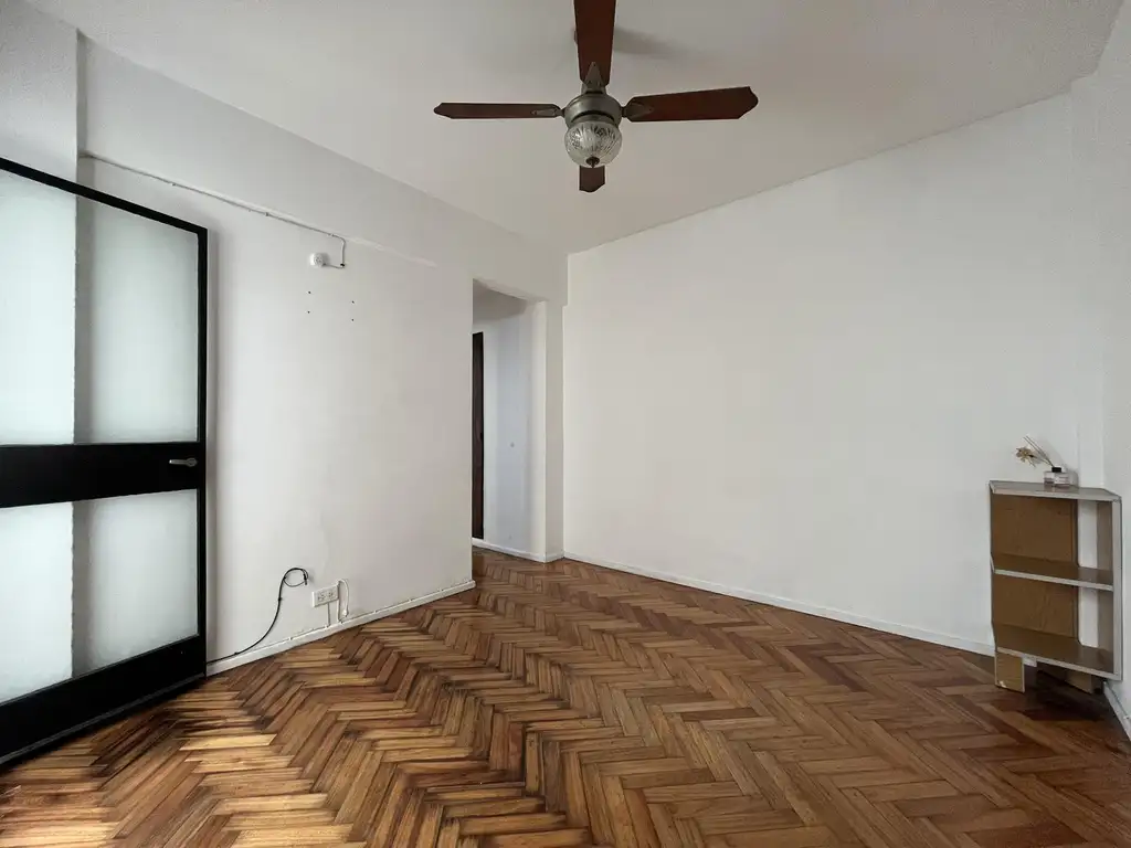 Palermo, lateral 2-room unit