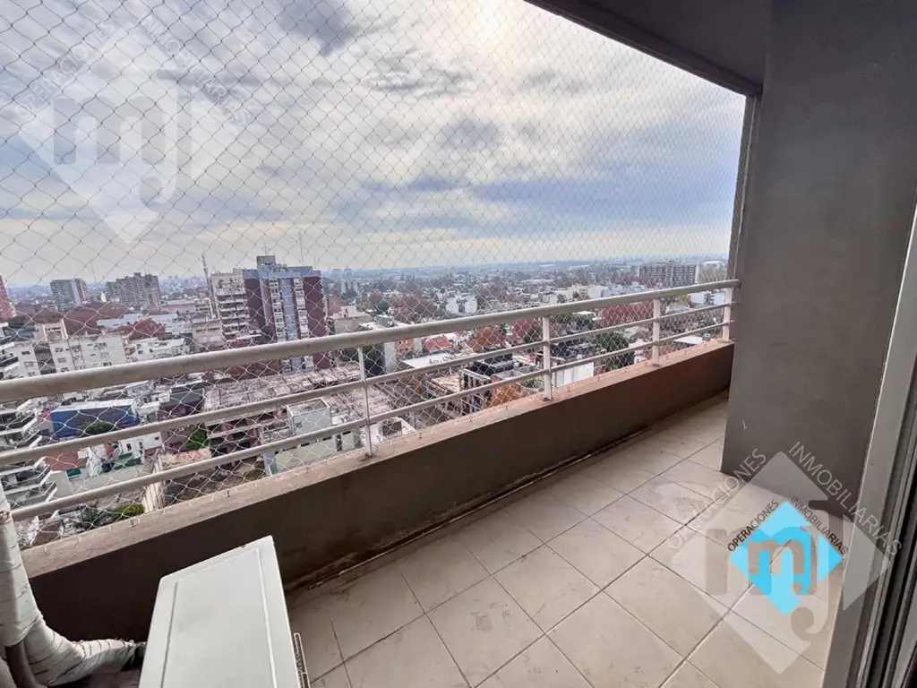2-room apartment with balcony view