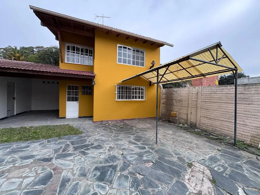 Casa en Parque Belen, patio compartido