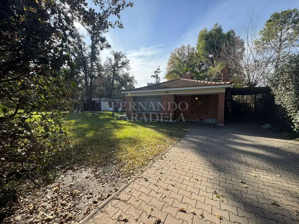 Furnished house with pool and grill
