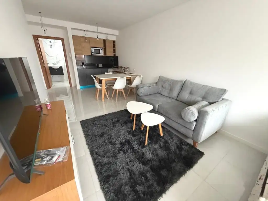 Monoambiente contrafrente, 32 m²