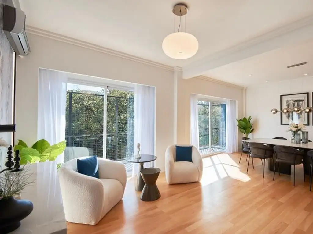 171 m² duplex-style, long balcony