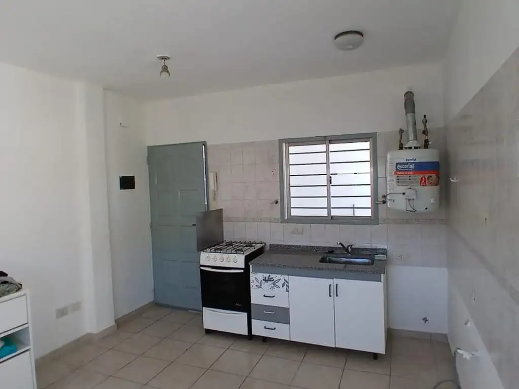 Departamento en Alquiler en Monte Castro, Capital Federal