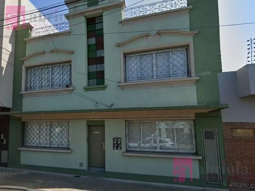 2 ambientes con patio