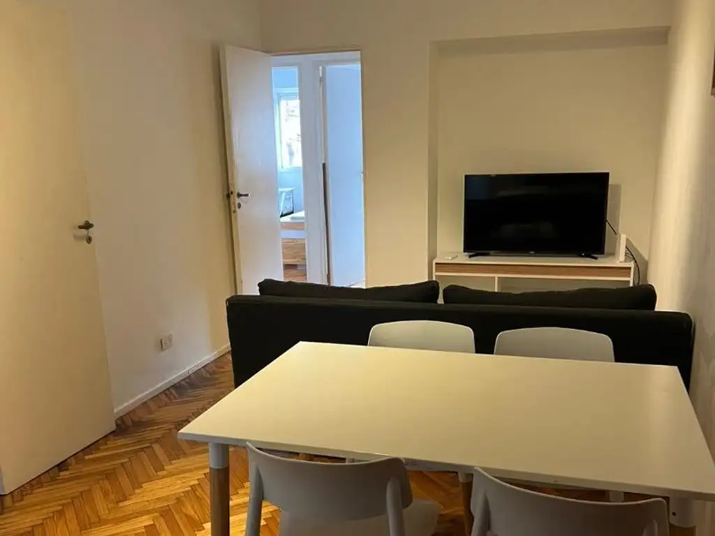 3 ambientes amoblado con balcón